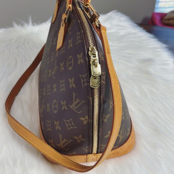 Authentic Louis Vuitton Alma Monogram Canvas Handbag with Authentic LV Strap - Picture 3 of 16